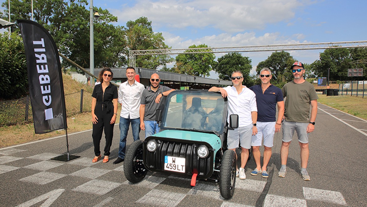 Les heureux gagnants des 4 "bagnoles" électriques