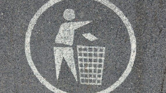 5 déchets à ne jamais jeter dans les toilettes 5 déchets à ne jamais jeter dans les toilettes