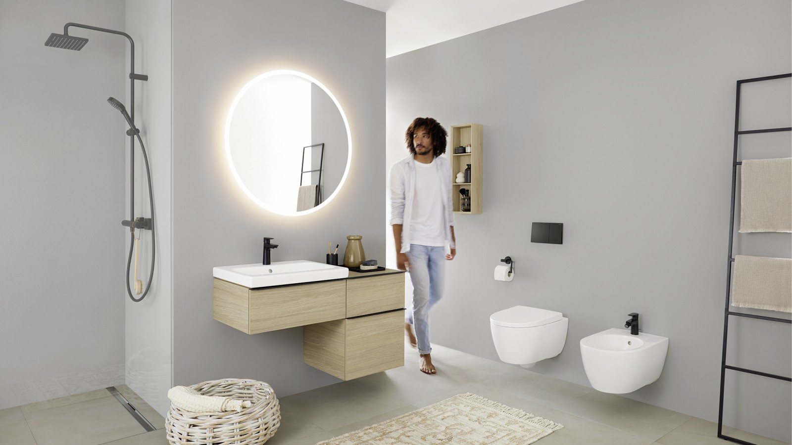 Salle de bains Geberit iCon avec WC et bidet suspendus