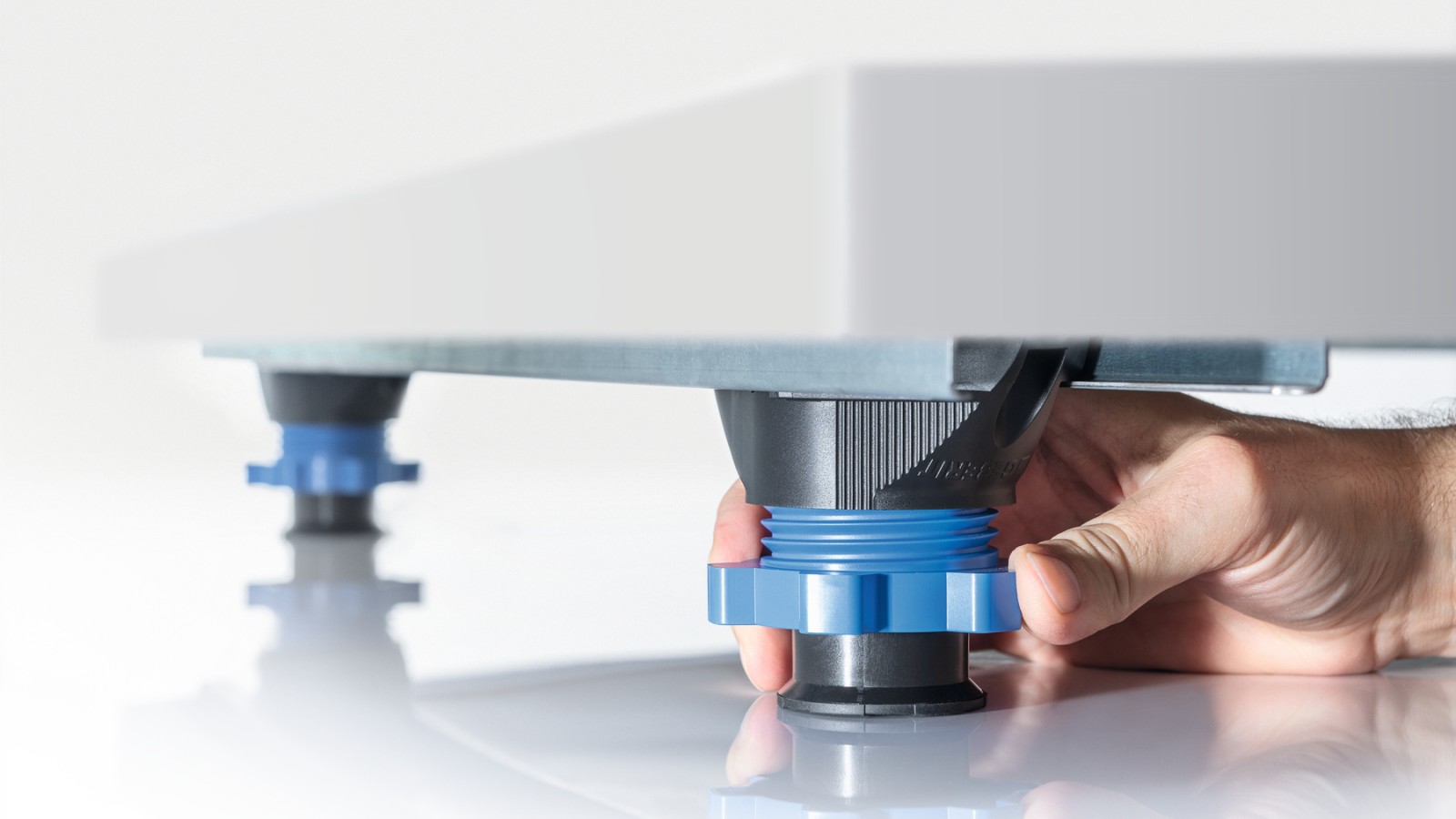 Receveur de douche avec support de montage Receveur de douche avec support de montage