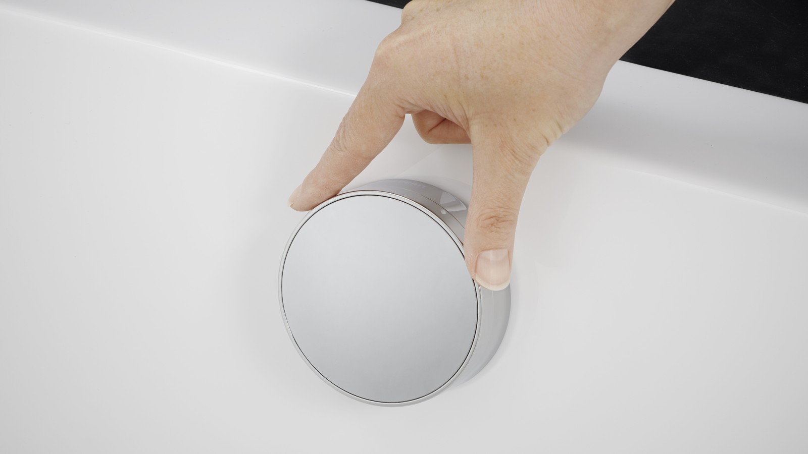 Vidage de baignoire avec actionnement rotatif