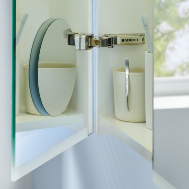 Armoire de toilette Option Basic avec miroir de courtoisie Armoire de toilette Option Basic avec miroir de courtoisie