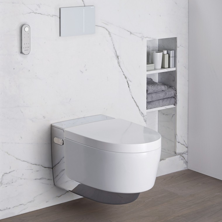 Salle de bains adaptée PMR avec WC lavant Geberit AquaClean Maïra Salle de bains adaptée PMR avec WC lavant Geberit AquaClean Maïra