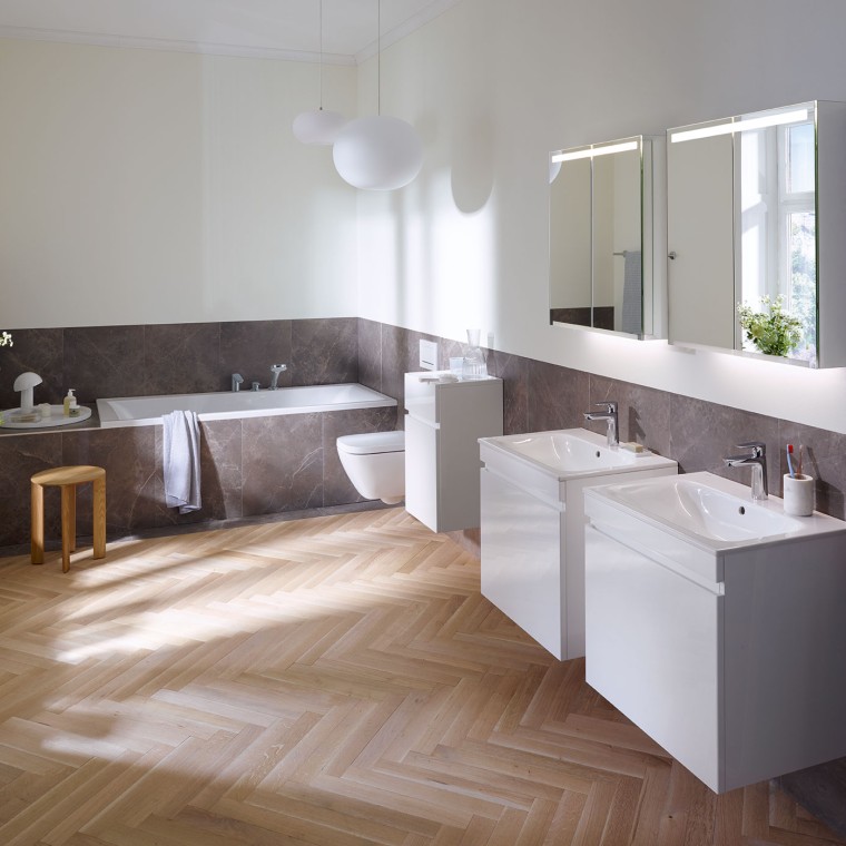 Idée salle de bains dotée de produits de la collection Geberit Renova Idée salle de bains dotée de produits de la collection Geberit Renova