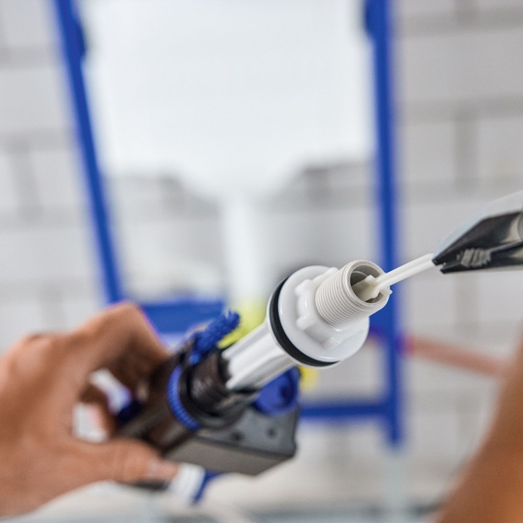 Robinet de remplissage Geberit Type 323 : filtre facile à changer Robinet de remplissage Geberit Type 323 : filtre facile à changer