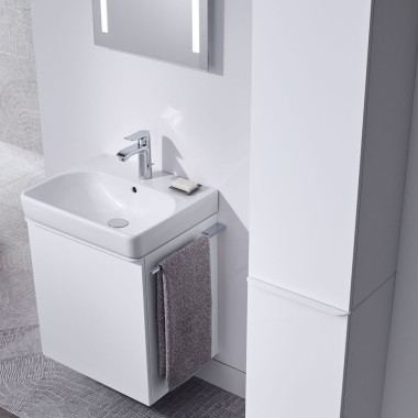 Lave-mains Geberit Smyle et miroir lumineux