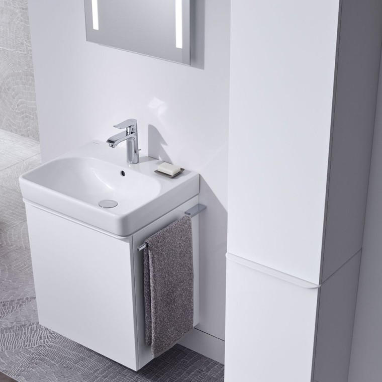 Lave-mains Geberit Smyle et miroir lumineux Lave-mains Geberit Smyle et miroir lumineux