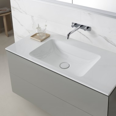 Lavabo pour meuble Geberit avec généreuse plage de dépose