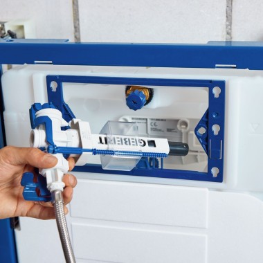Robinet de chasse Geberit type 383 pour une installation et un démontage faciles Robinet de chasse Geberit type 383 pour une installation et un démontage faciles