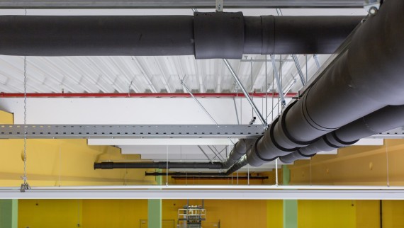 Tubes Geberit PE dans un système d'évacuation des eaux pluviales avec Geberit Pluvia