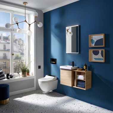 WC lavant Geberit AquaClean Tuma dans une salle de bains Geberit iCon WC lavant Geberit AquaClean Tuma dans une salle de bains Geberit iCon