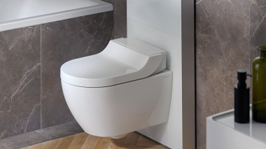 WC lavant AquaClean Tuma avec Geberit Monolith
