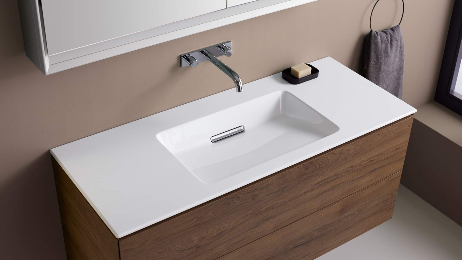 Geberit ONE lavabo avec bord fin lavabo et meuble en noyer carya
