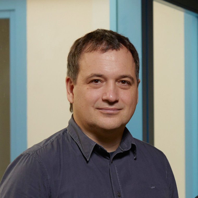 Un des premiers immeubles de bureaux durables en Slovénie porte sa signature : l’architecte Boris Bezan (© BAX studio)