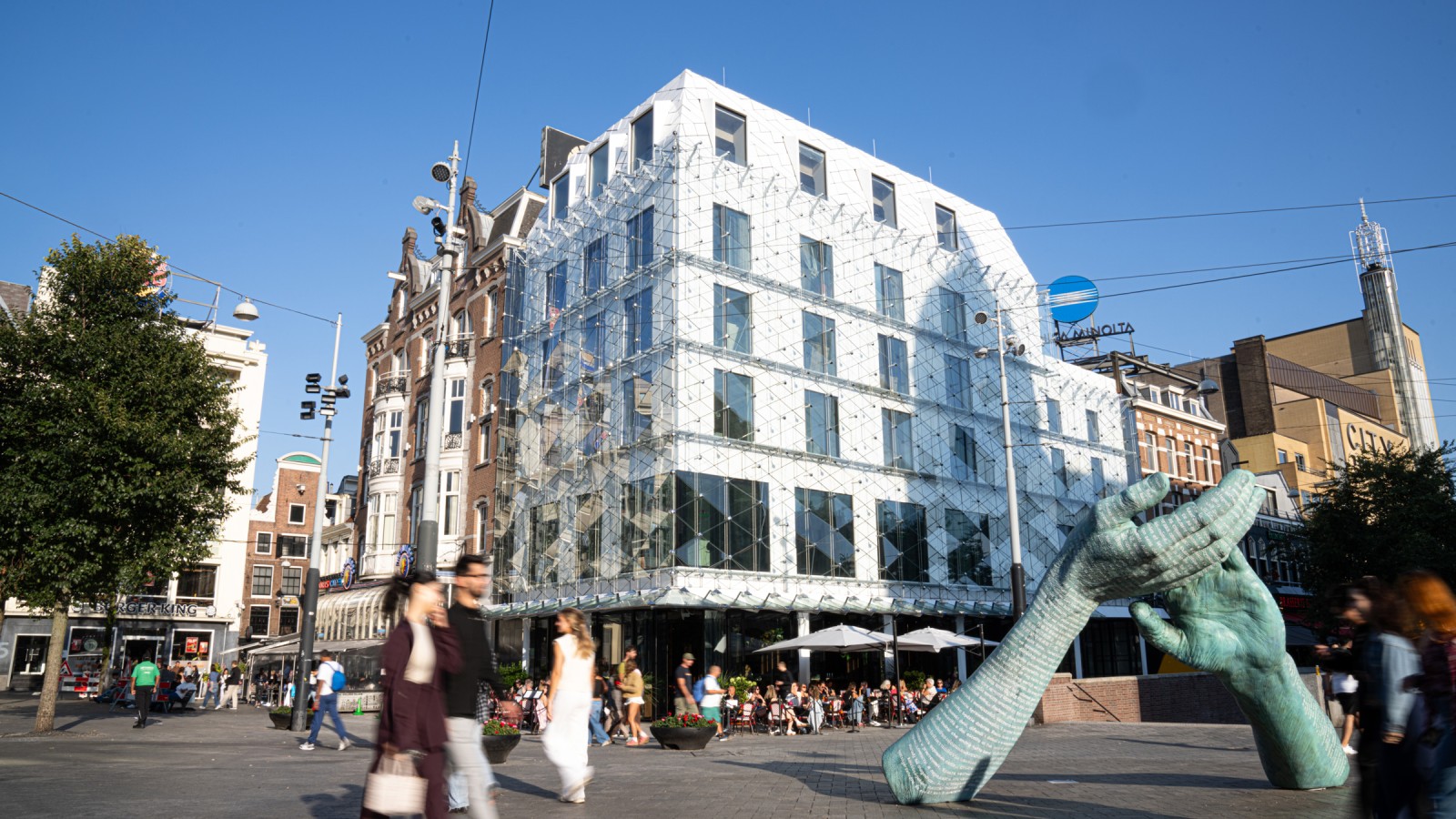 Le bâtiment de remplacement aujourd’hui sur la Leidseplein (© Denise Valk)