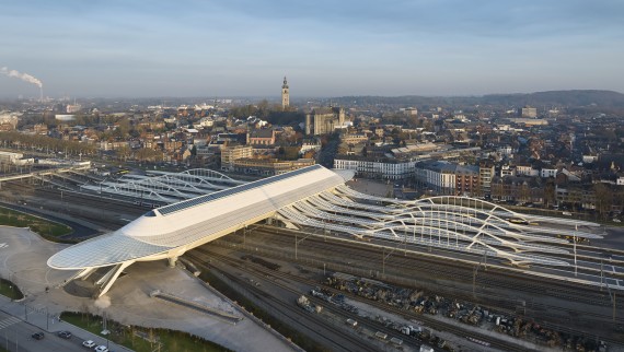 Vue aérienne de la nouvelle gare de Mons, Belgique (© Oliver Schuh, Palladium Photodesign)