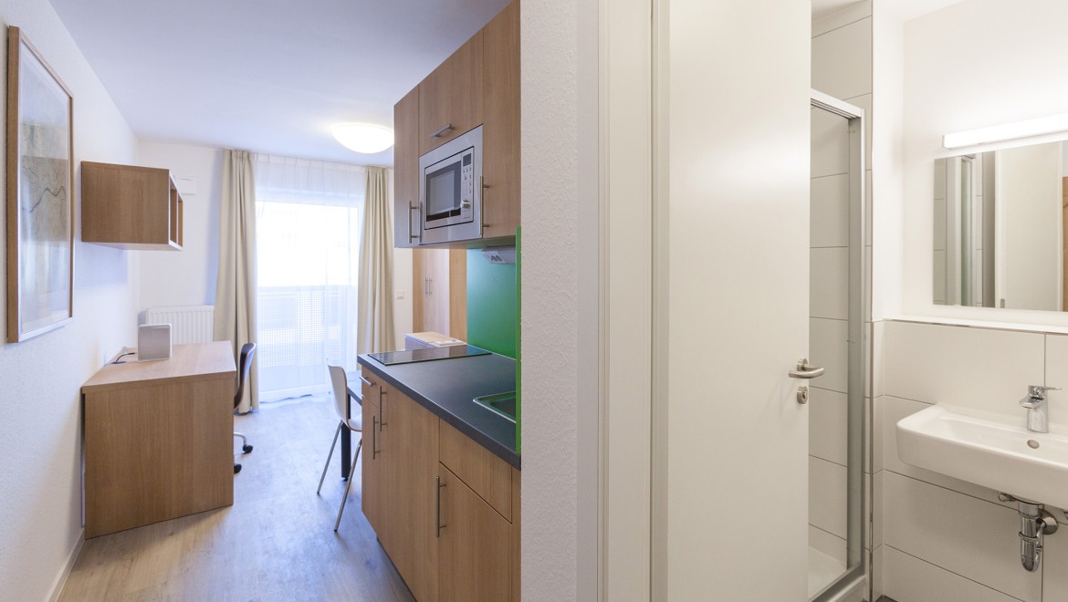Petit, beau et pratique : logement en location temporaire situé Goldsteinstrasse 130 à Francfort-sur-le-Main (Allemagne) (© Geberit) Petit, beau et pratique : logement en location temporaire situé Goldsteinstrasse 130 à Francfort-sur-le-Main (Allemagne) (© Geberit)