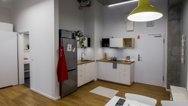 LivinnX propose des unités d’habitat individuelles ainsi que des appartements en colocation pouvant accueillir jusqu’à quatre personnes (© Jaroslaw Kakal/Geberit)
