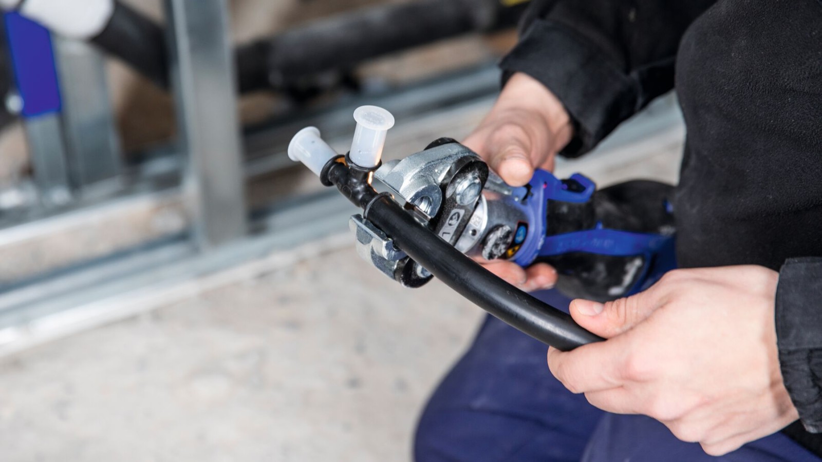 Sertissage facile avec Geberit Mepla