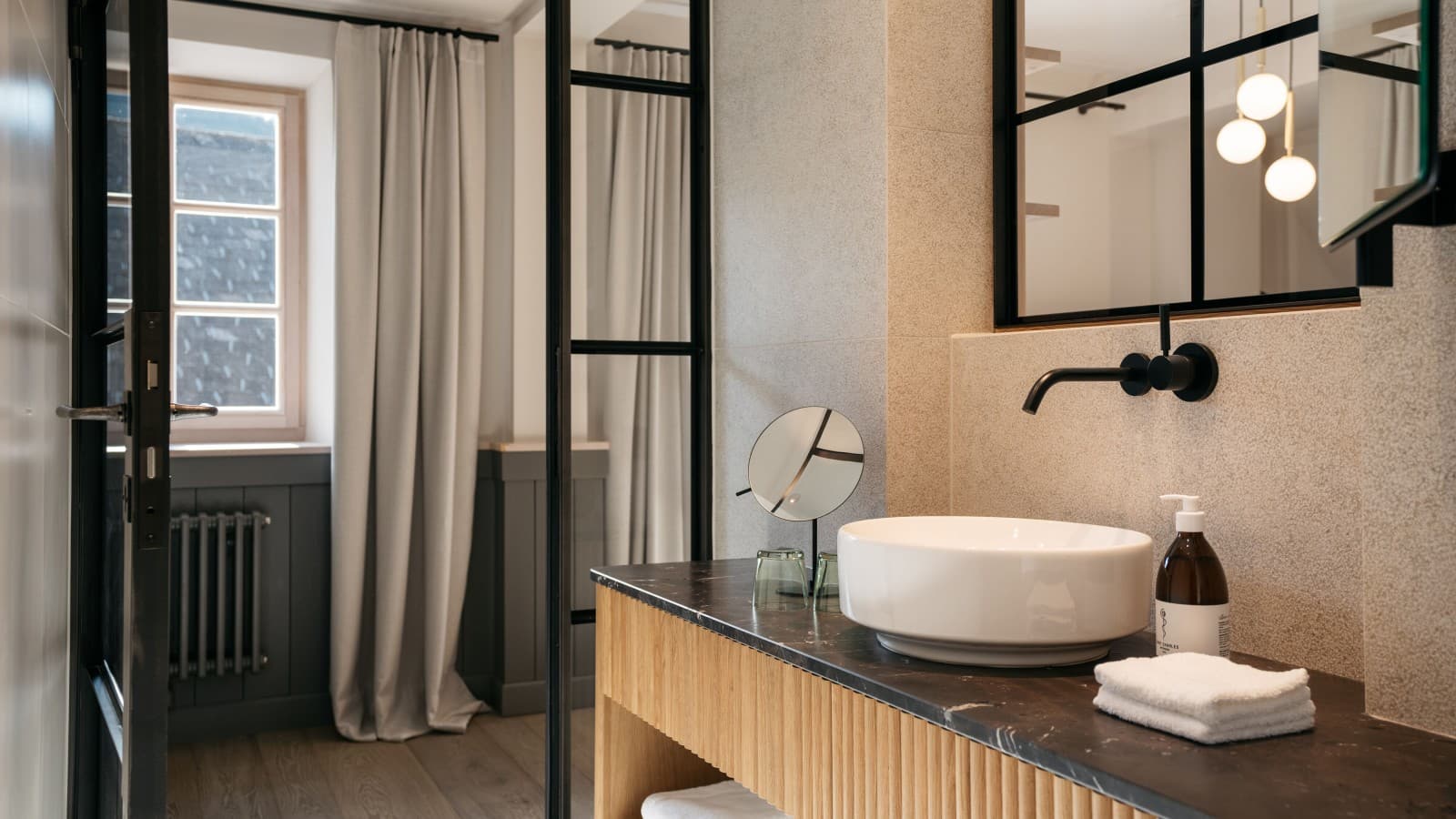 Chambre avec vasque Geberit VariForm Chambre avec vasque Geberit VariForm