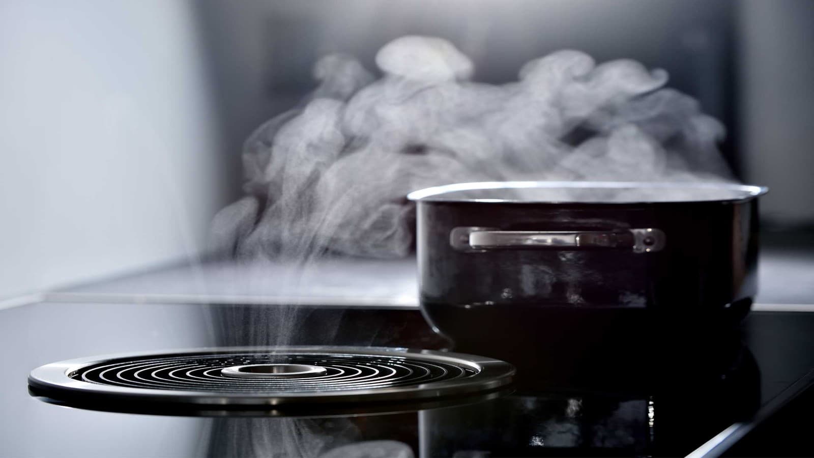 Ce qui est la norme dans la cuisine devrait aussi le devenir dans la salle de bains Ce qui est la norme dans la cuisine devrait aussi le devenir dans la salle de bains