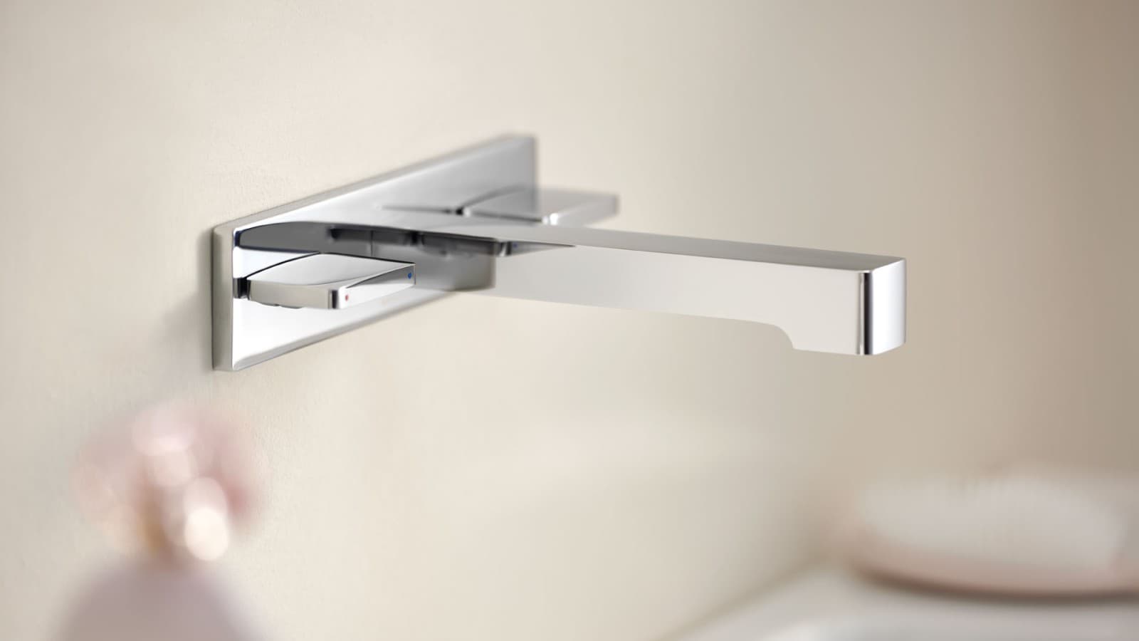 Robinetterie de lavabo Geberit ONE, angulaire Robinetterie de lavabo Geberit ONE, angulaire