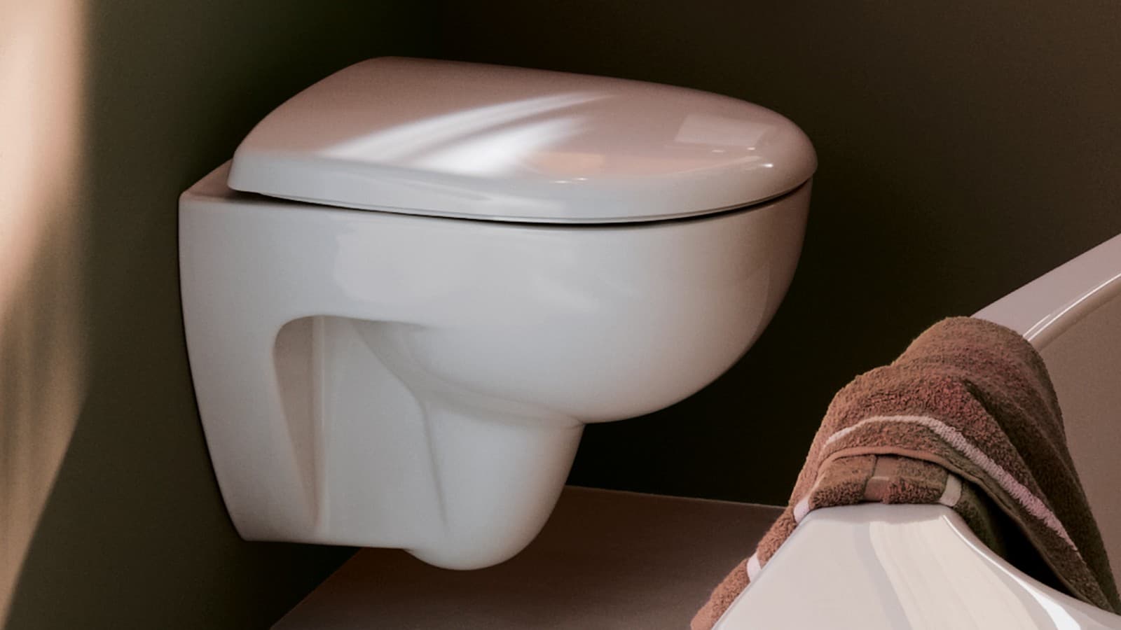 Quel WC prend le moins de place ? Quel WC prend le moins de place ?