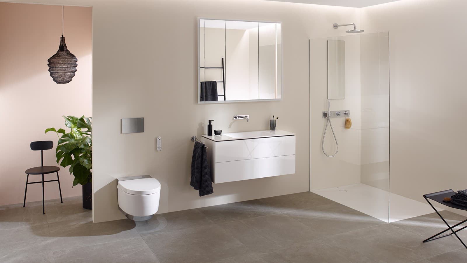 Geberit AquaClean Maïra Comfort finition chromé brillant Geberit AquaClean Maïra Comfort finition chromé brillant