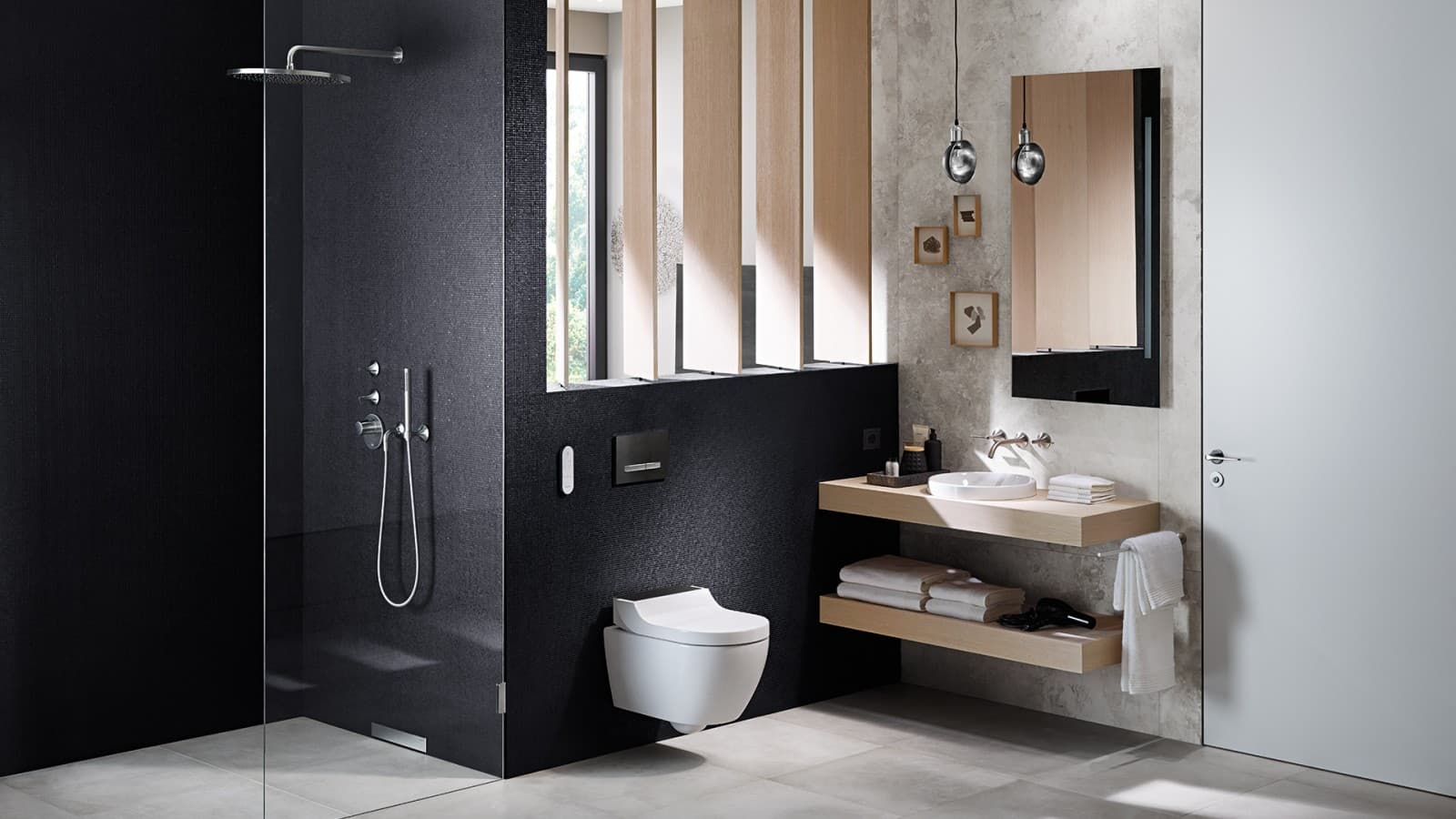 Geberit AquaClean Tuma avec plaque design en verre noir Geberit AquaClean Tuma avec plaque design en verre noir