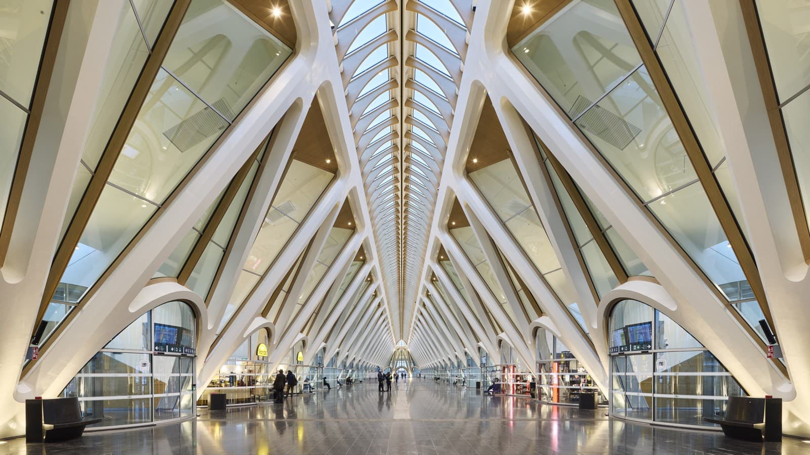 La structure en acier porte la signature de l’architecte hispanosuisse Santiago Calatrava (© Oliver Schuh, Palladium Photodesign) La structure en acier porte la signature de l’architecte hispanosuisse Santiago Calatrava (© Oliver Schuh, Palladium Photodesign)