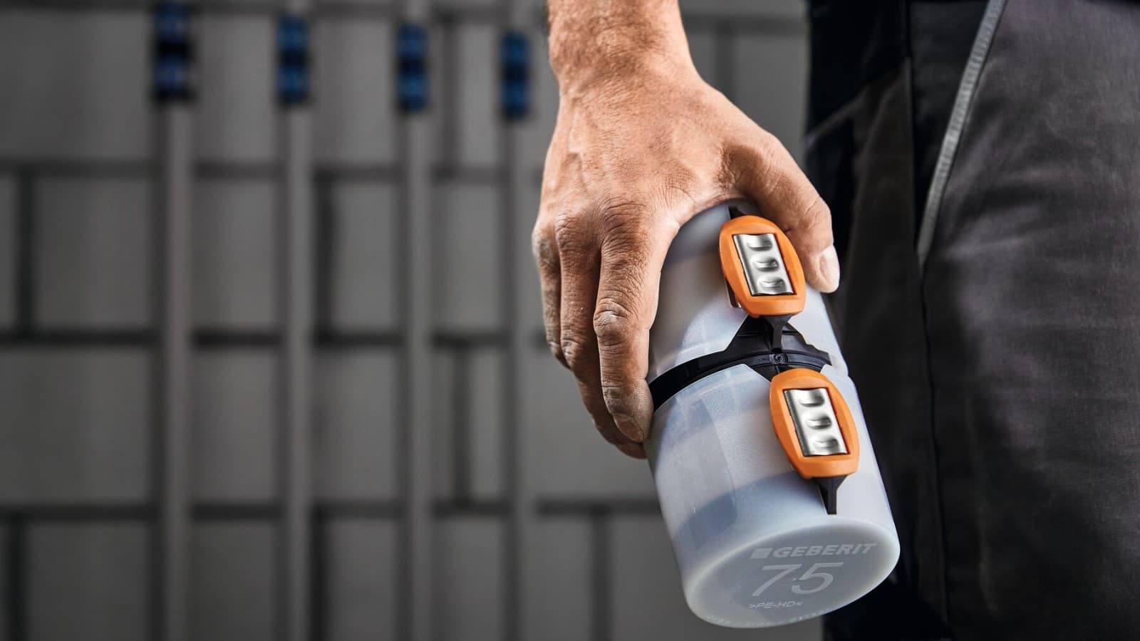 Le système Geberit FlowFit est installé dans les bâtiments modulaires de StartBlock. (© Geberit) Le système Geberit FlowFit est installé dans les bâtiments modulaires de StartBlock. (© Geberit)