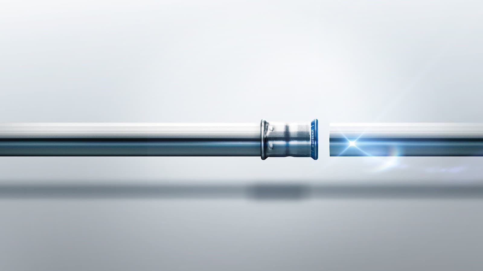 Tube et raccord Geberit Mapress Acier Inox avec indicateur de sertissage bleu Tube et raccord Geberit Mapress Acier Inox avec indicateur de sertissage bleu