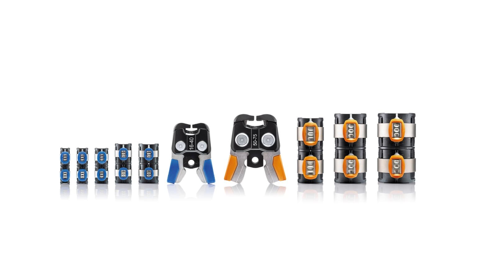 Seules deux mâchoires pressées sont nécessaires pour sertir les huit dimensions de Geberit FlowFit Seules deux mâchoires pressées sont nécessaires pour sertir les huit dimensions de Geberit FlowFit
